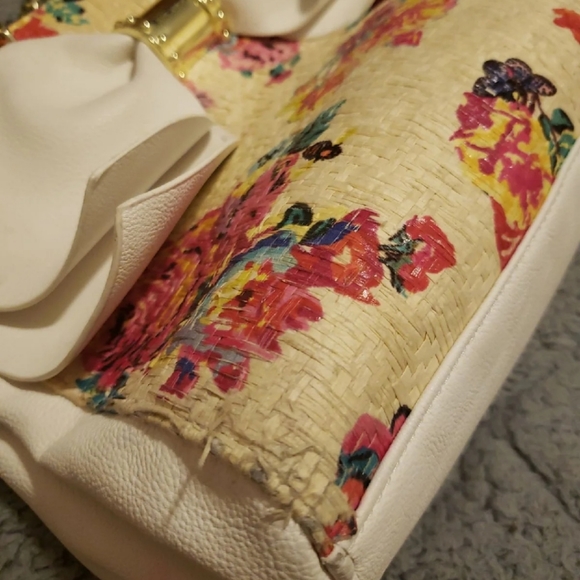 Betsey Johnson purse - Picture 3 of 3